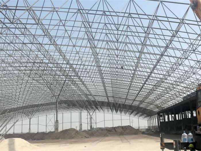 清镇钢厂料仓网架工程